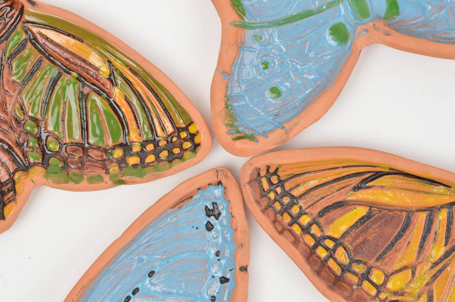 Assiettes papillons décoratives 4 pièces originales belles faites main photo 4
