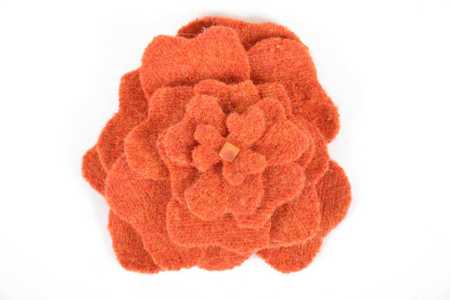 Grande broche fleur en laine faite main photo 2