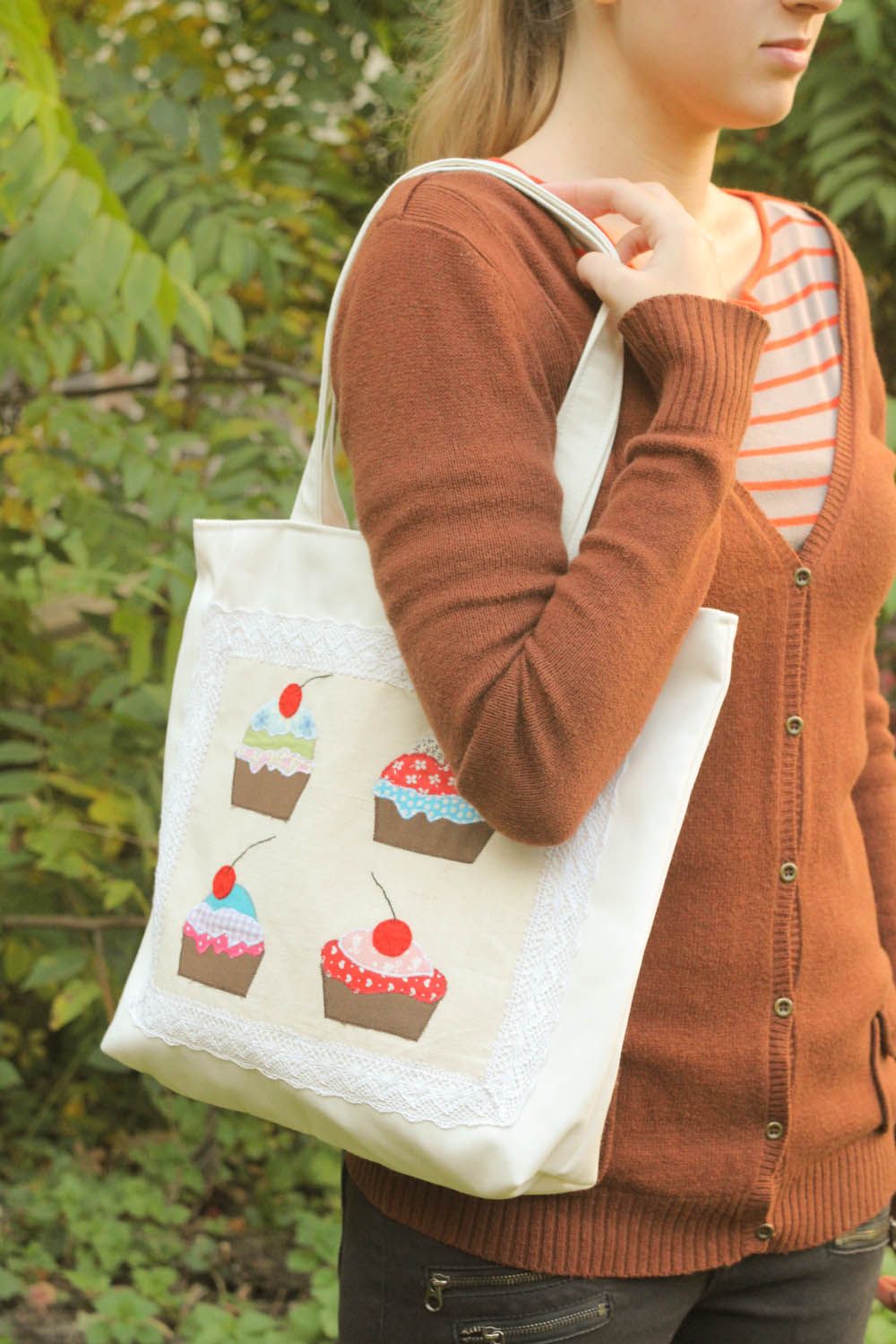 Borsa in tessuto dolci borsa originale fatta a mano borsa con applicazione foto 1