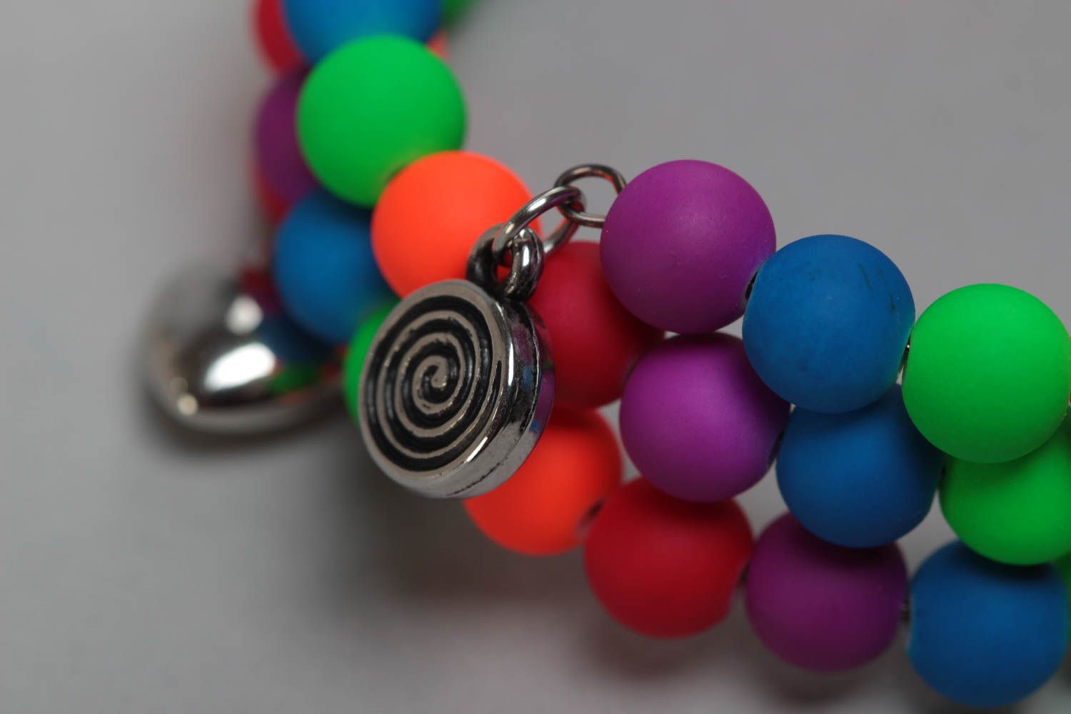 Beautiful children's triple wrap bracelet with plastic beads designer jewelry photo 4
