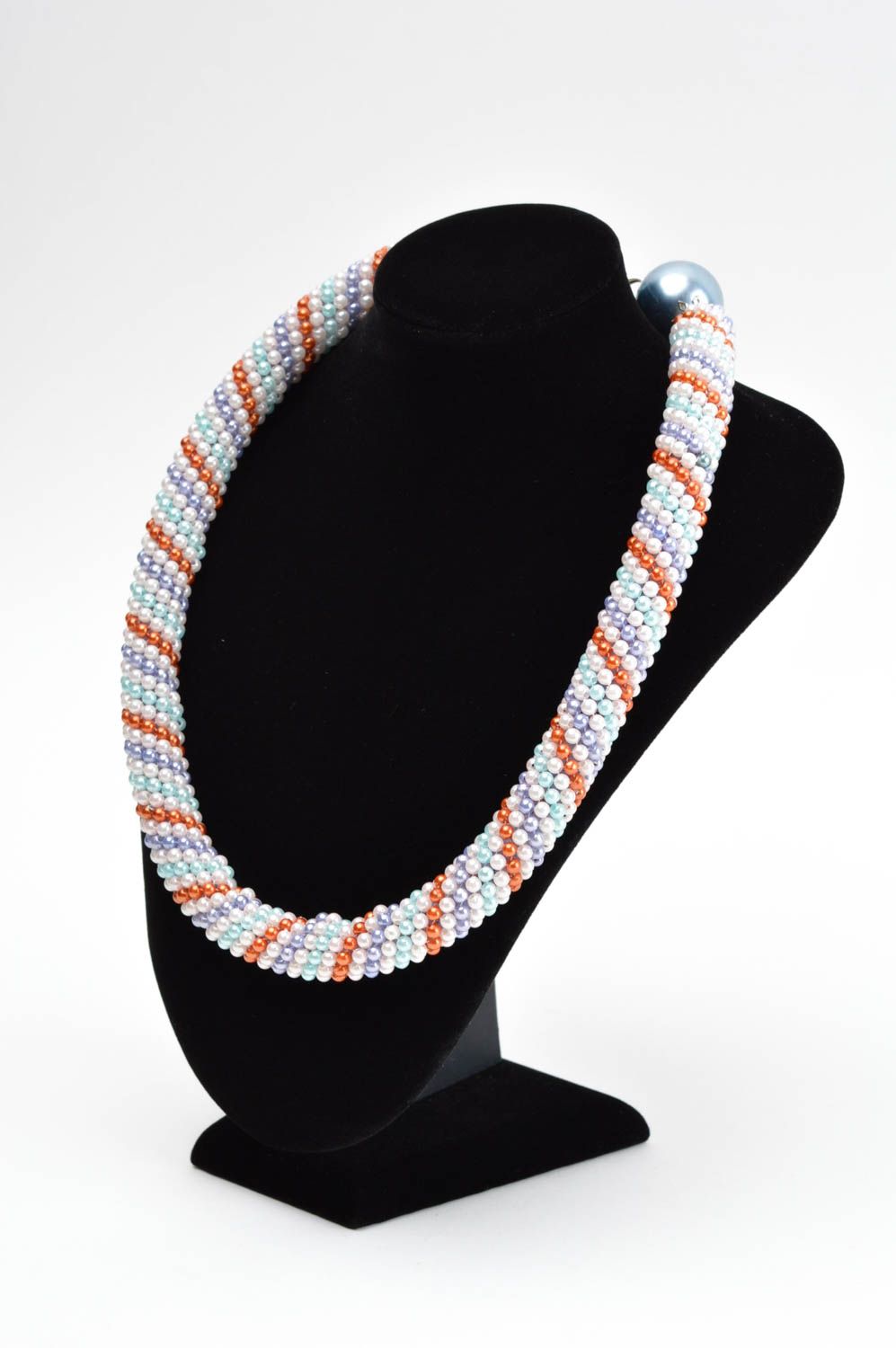 Collier en perles fantaisie Bijou fait main couleurs pastel Cadeau femme photo 1