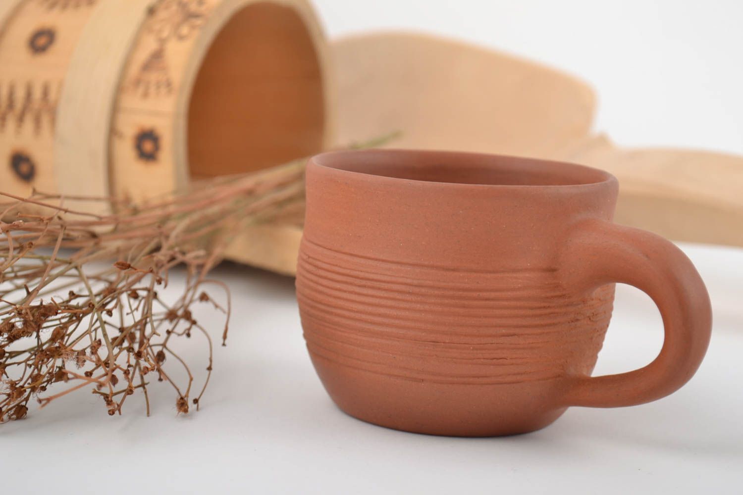 5 oz ceramic cup with handle and simple pattern in terracotta color photo 1