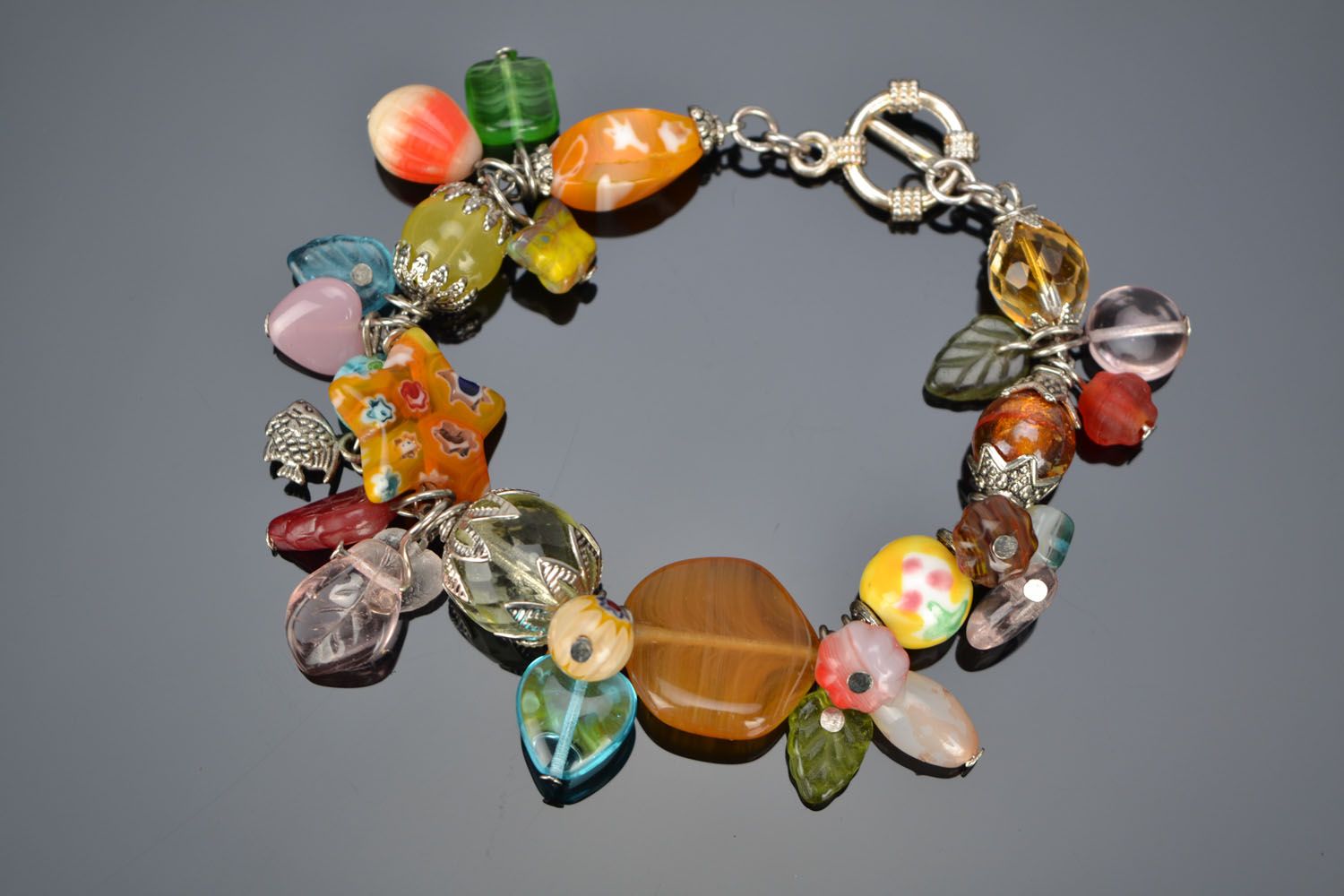 Glass bracelet in floral style photo 2