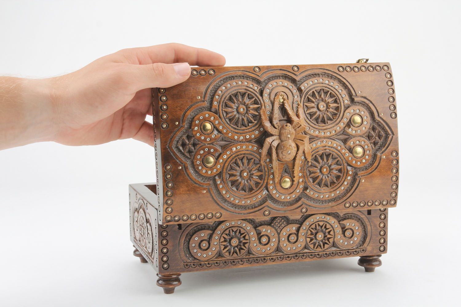 Wooden jewelry box with beads inlaid photo 4