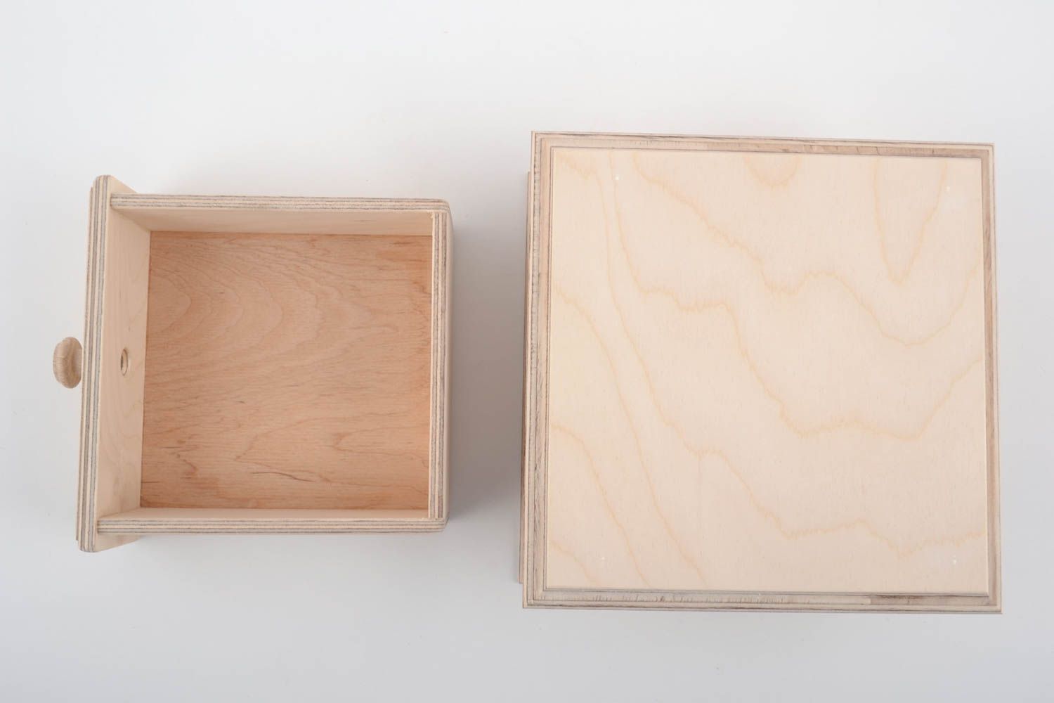 Boîte carrée en bois brut à tiroir pour peinture ou serviettage faite main photo 3
