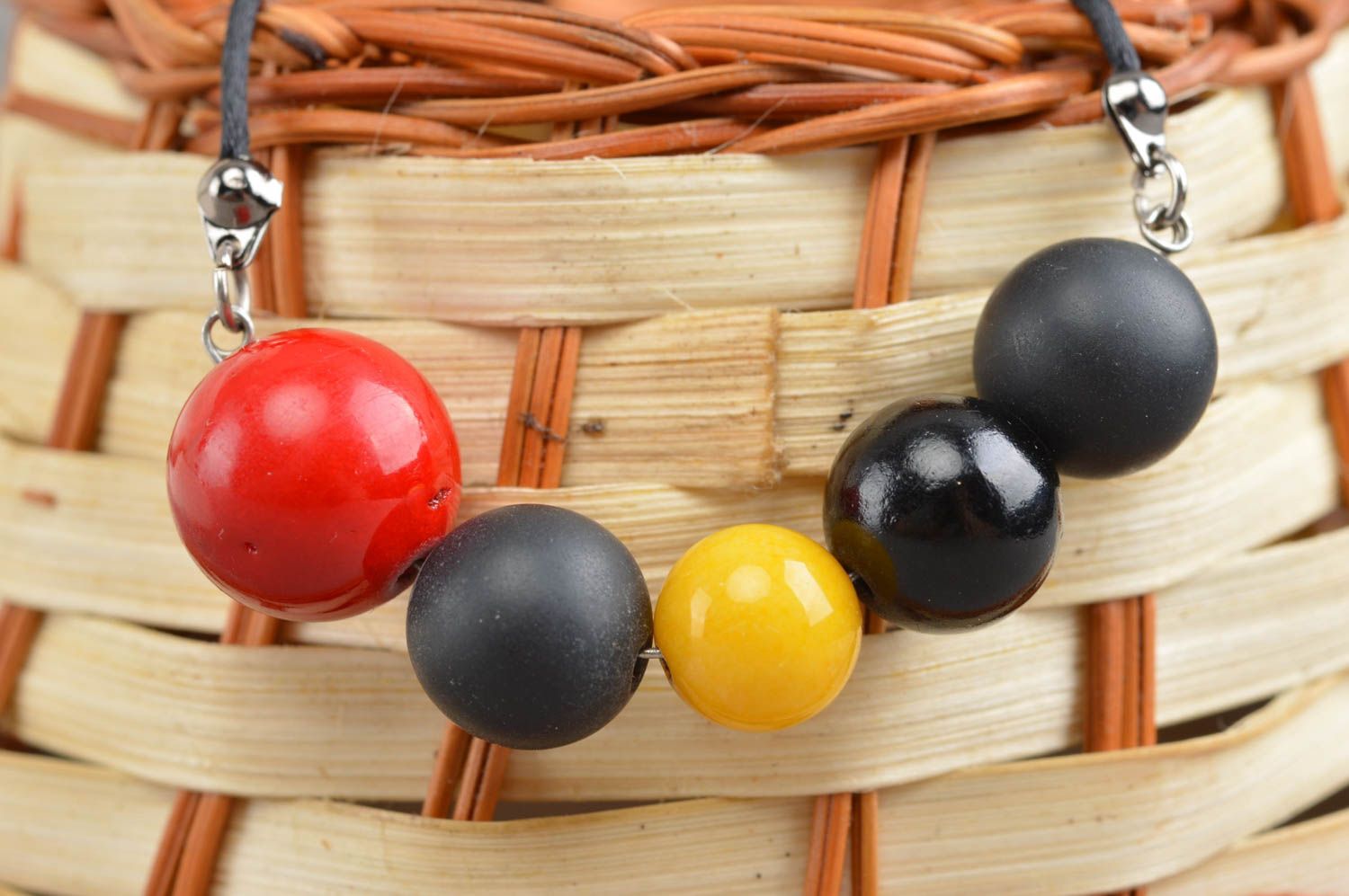 Collier en néphrite boules multicolores sur cordon noir fait main long photo 1
