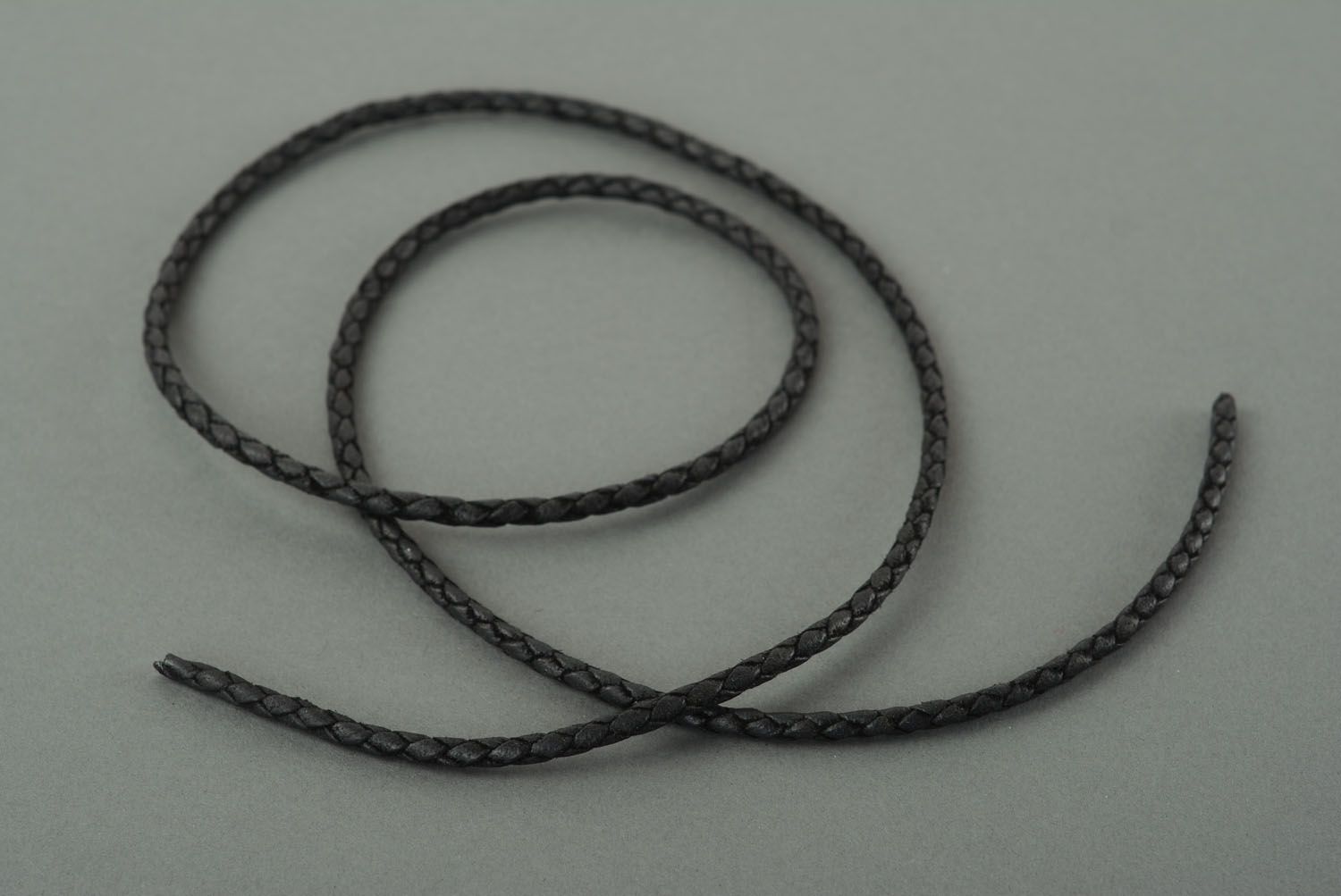 Leather neck cord photo 4