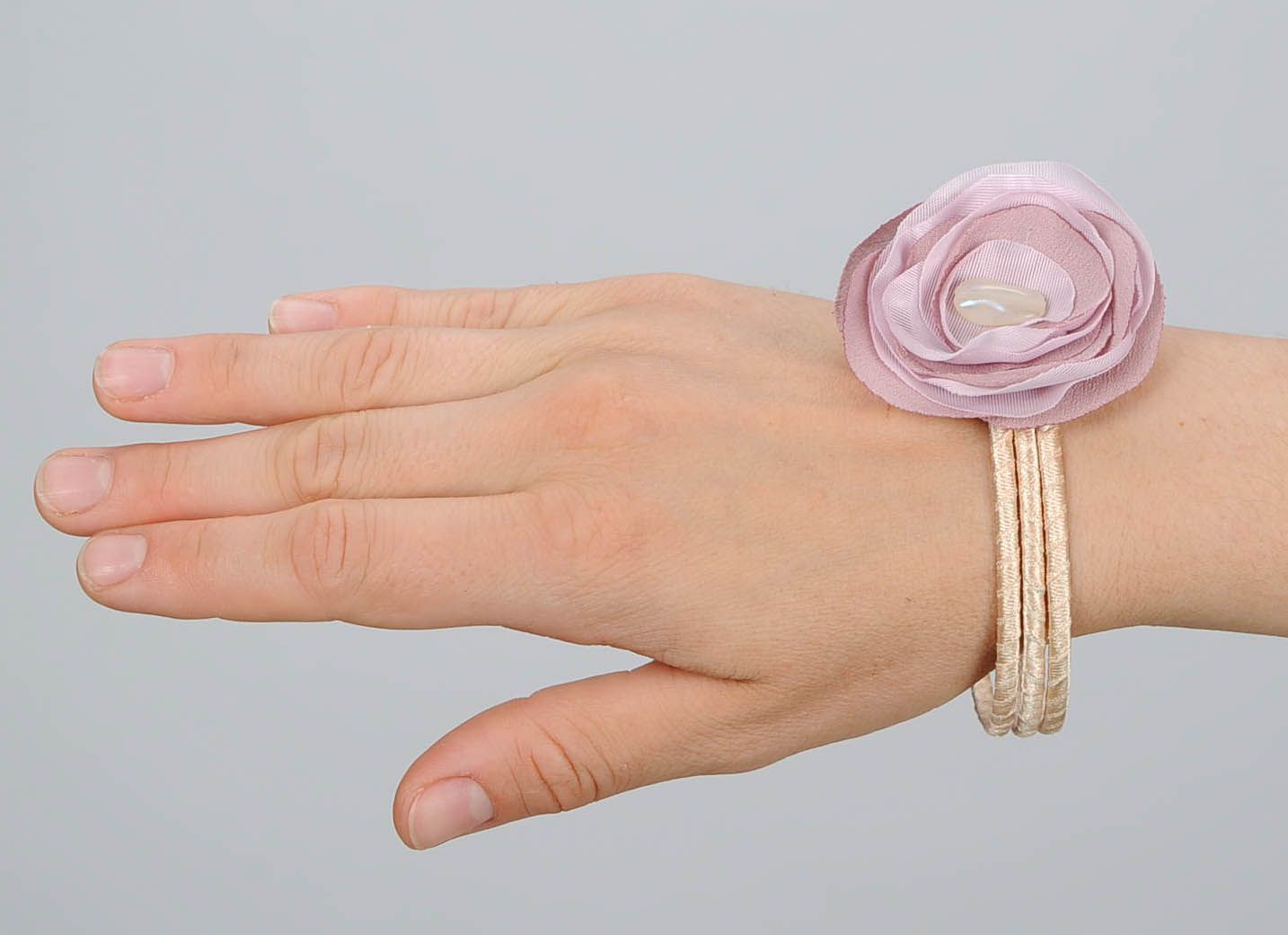  Armband mit Blume aus Organza Feinheit foto 5