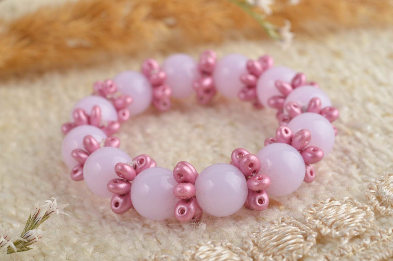 Pink beads stretchy bracelet for a little girl photo 1