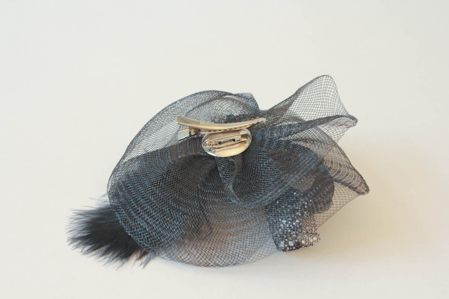 Black tulle and feather hair clip photo 2