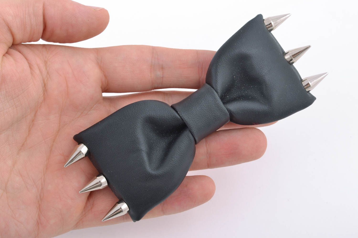 Leather fabric bow tie with spikes photo 2