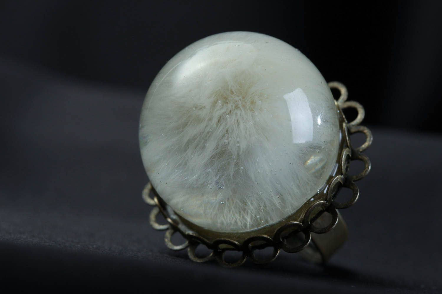 Ring with dandelion coated with epoxy photo 3