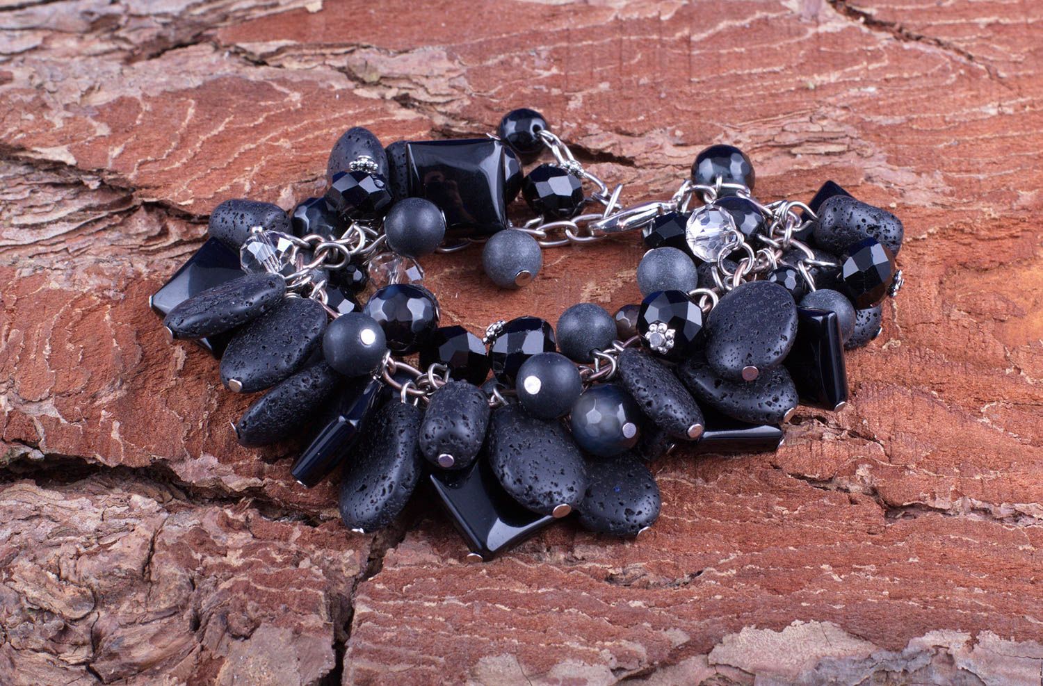 Bracelet en pierres agate noir Bijou fait main quartz shungite Accessoire femme photo 1