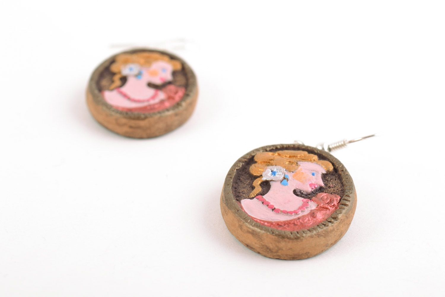 Beautiful women's handmade clay dangle earrings with painting photo 3