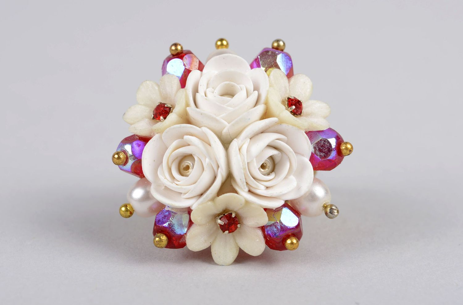 Кольцо ручной работы украшение из полимерной глины украшение кольцо белые розы фото 4
