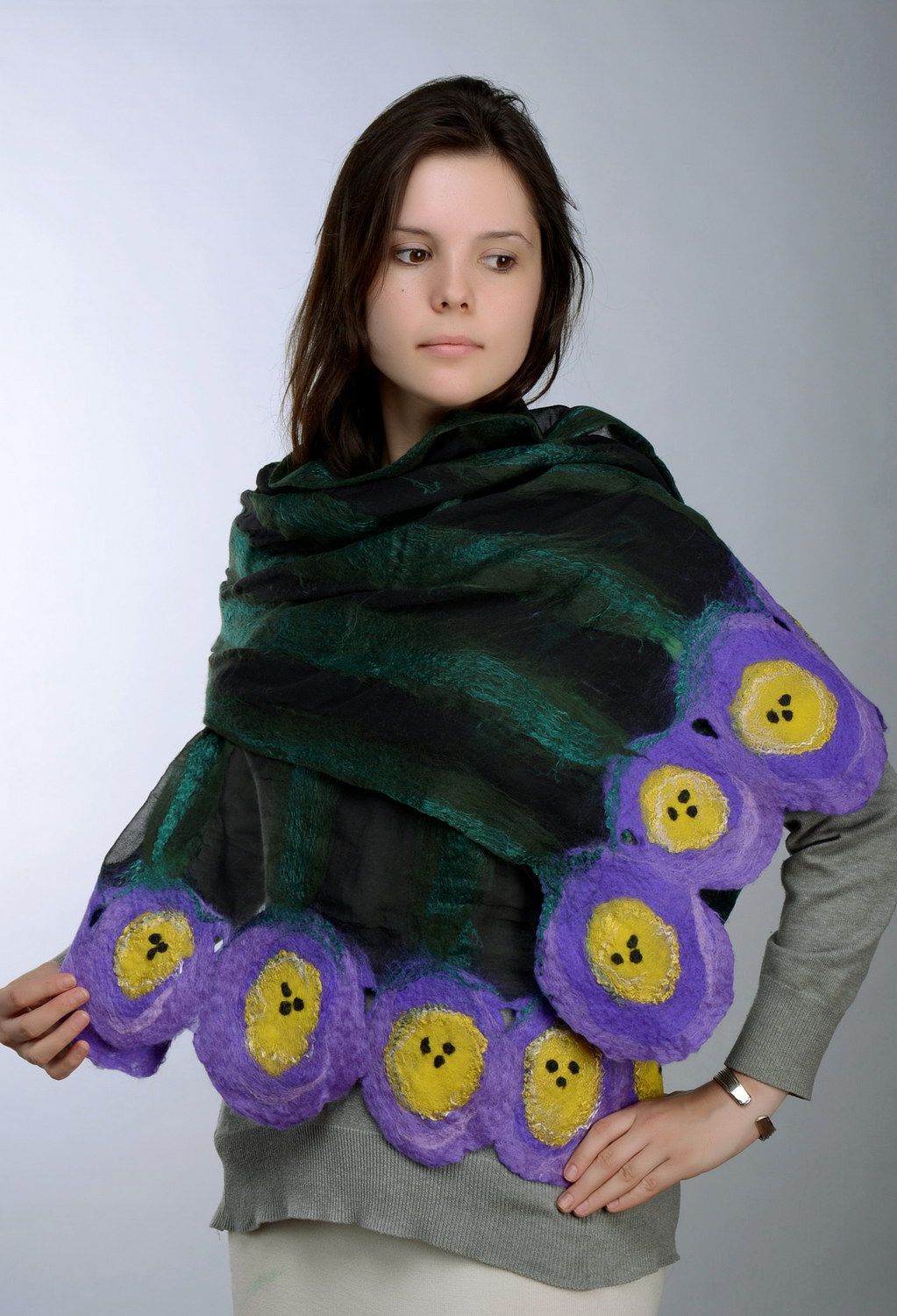 Scarf made from silk and wool with purple flowers photo 4