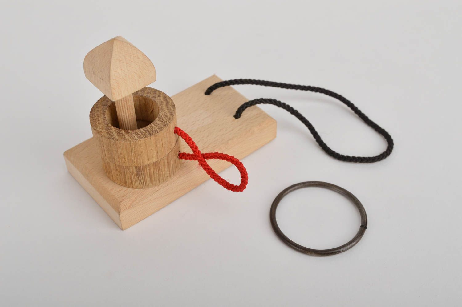 Игрушка ручной работы кольцо-головоломка игрушка из дерева от 3 лет детская фото 3