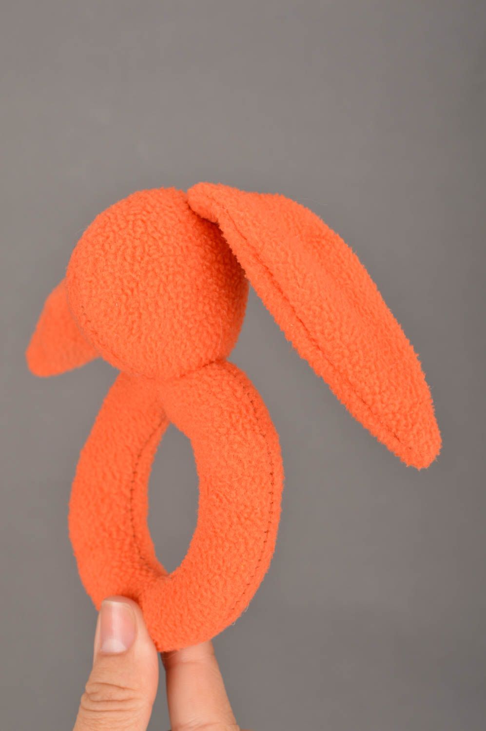 Weicher schöner Baby Greifling Spielzeug aus Stoff handmade orange Hase foto 3