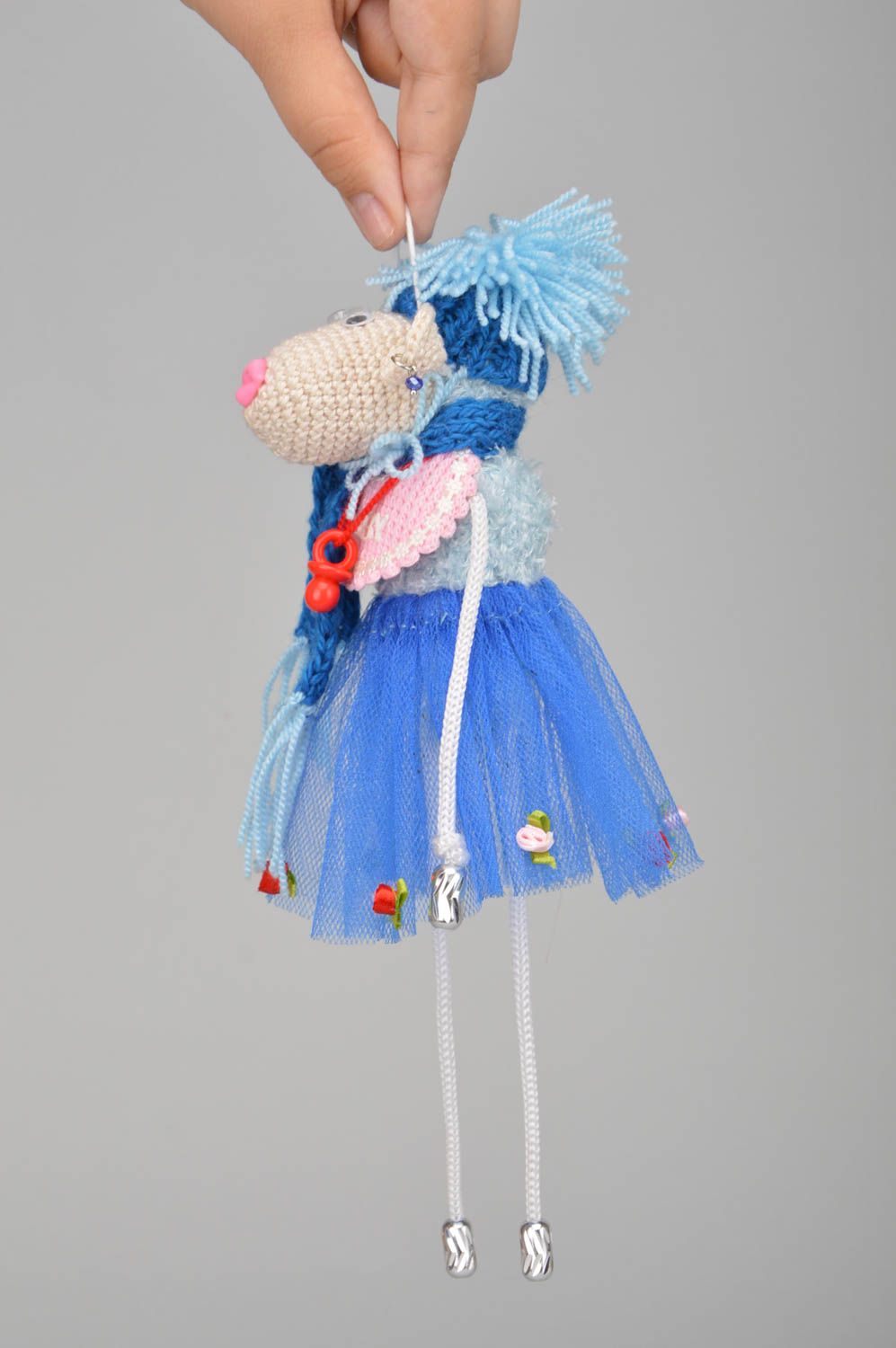 Jouet tricoté brebis décoratif fait main original joli cadeau pour enfant  photo 3