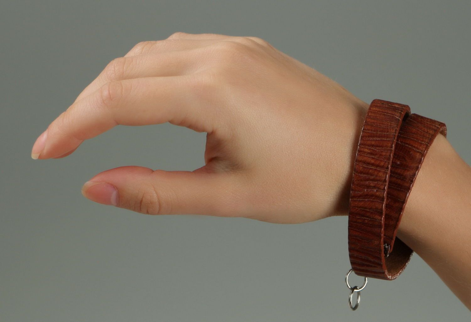 Bracelet en cuir marron fait main photo 5