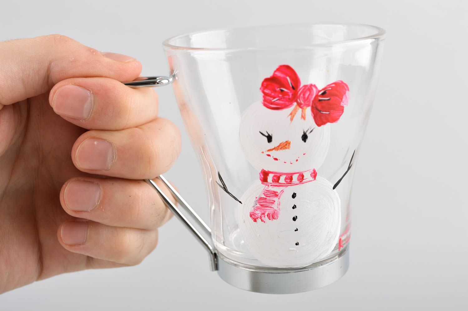 Clear glass coffee or tea cup with metal handle and snowman pattern photo 5