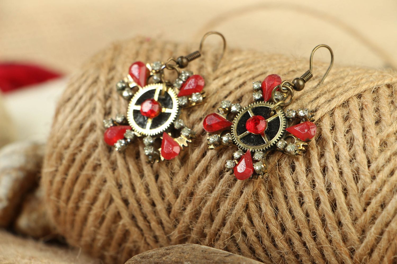 Beaded earrings with gears photo 4