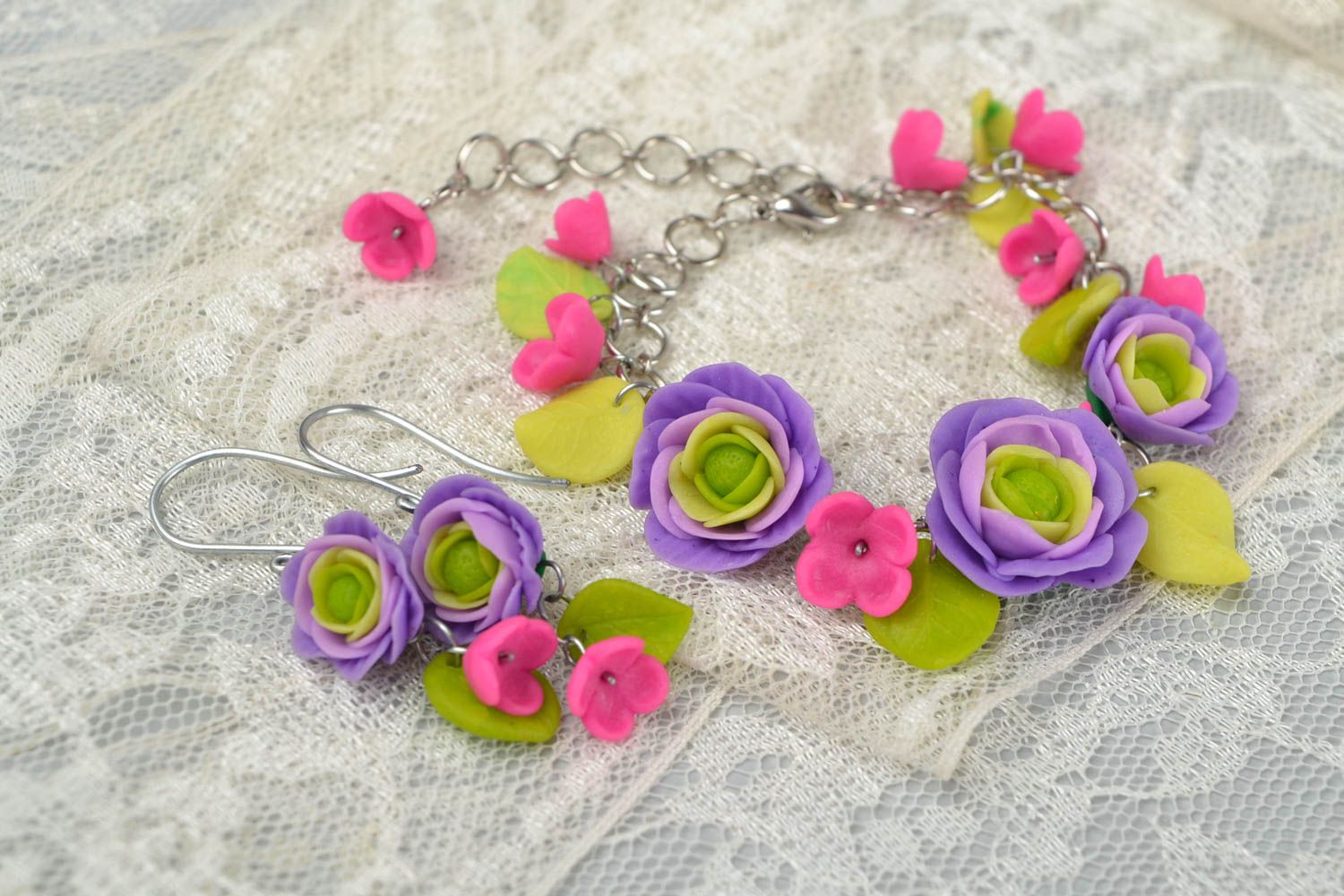 Violet and pink flowers charm chain bracelet for daughter photo 1