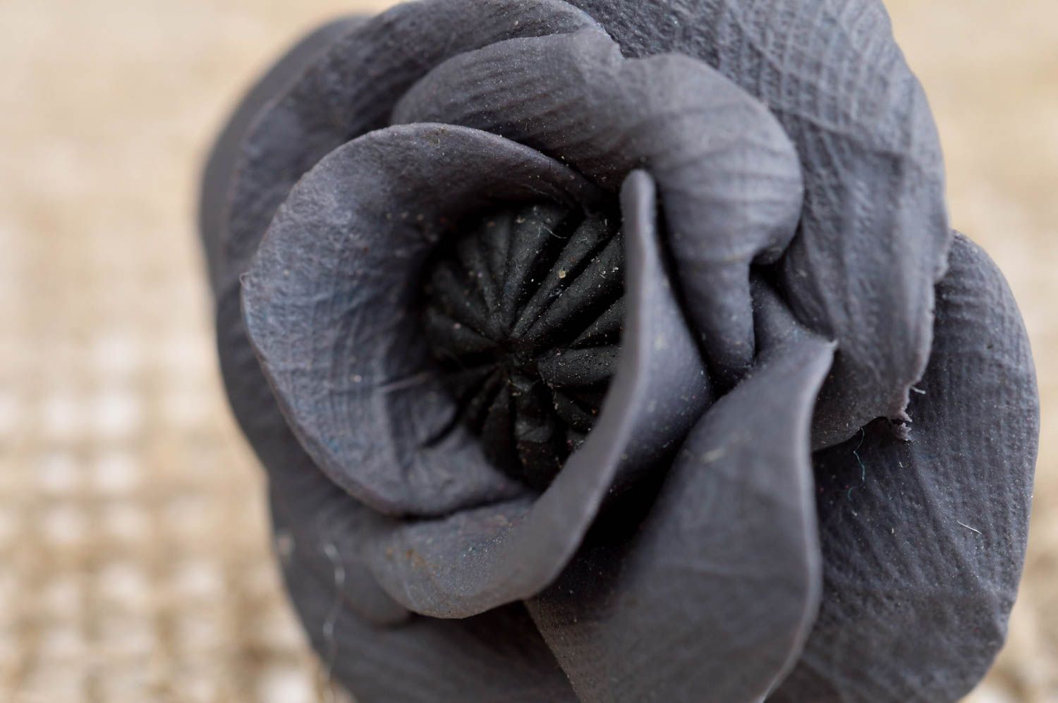 Grauer Blumen Ring handmade Polymer Schmuck Accessoire für Frauen Mohnblume foto 5