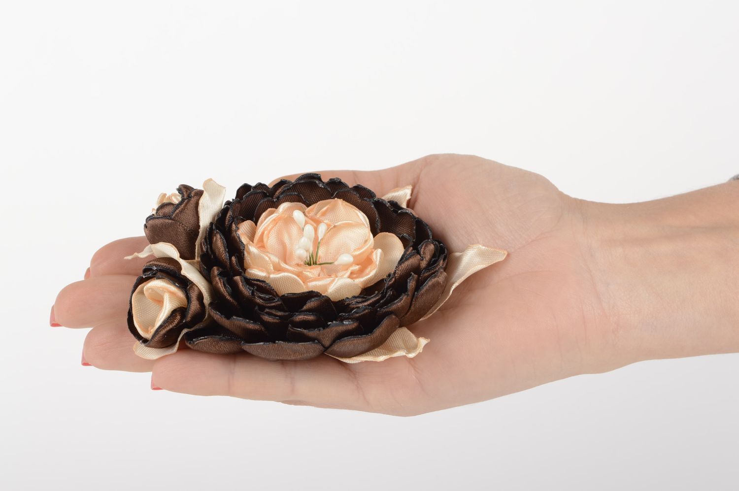 Broche Barrette fleur faite main originale en rubans de satin Accessoire femme photo 5