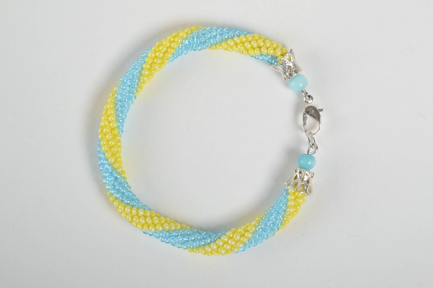Bracelet perles de rocaille Bijou fait main bleu jaune Cadeau original femme photo 4