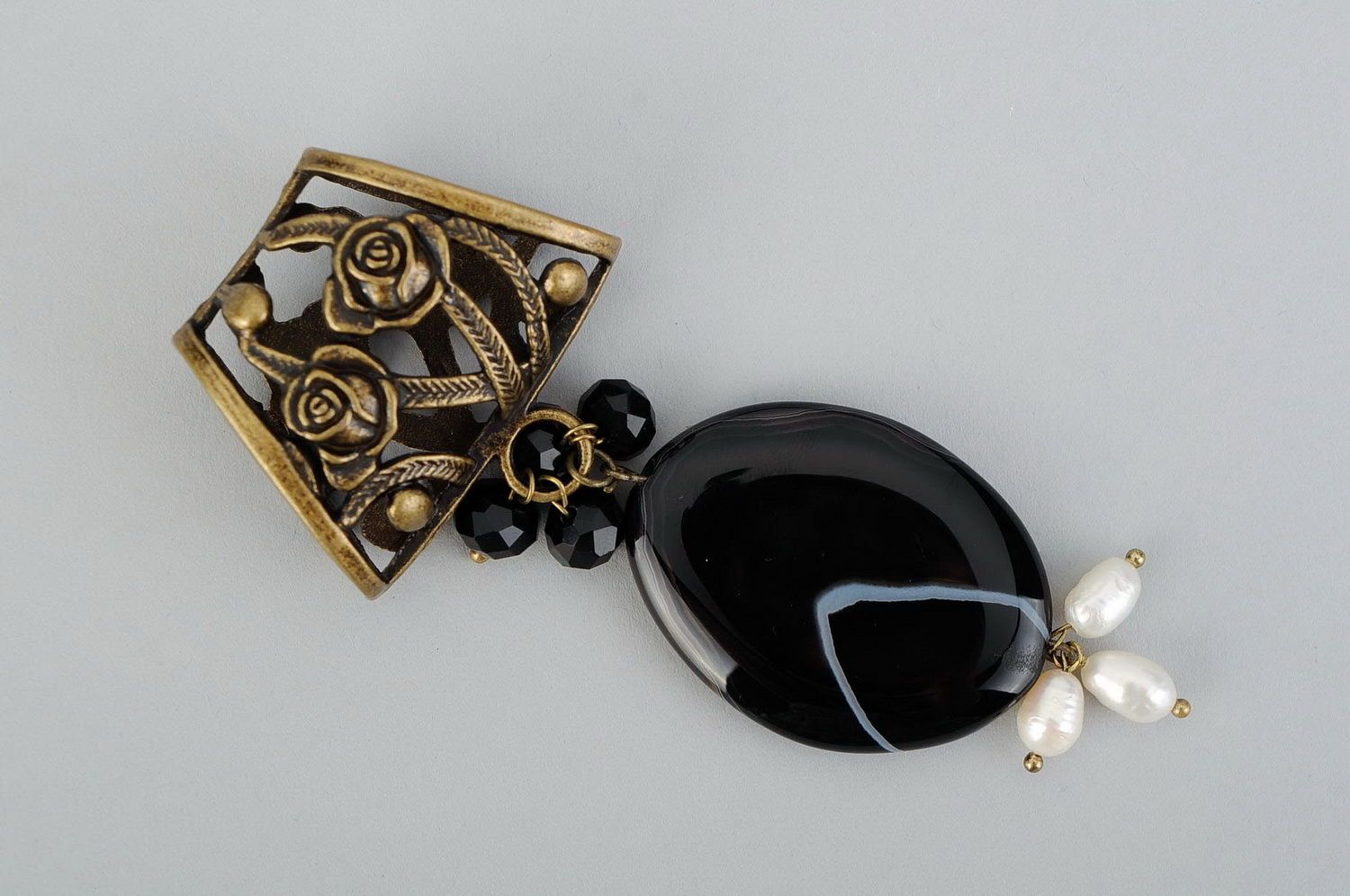 Schalhalter mit Agat und Perlen foto 4