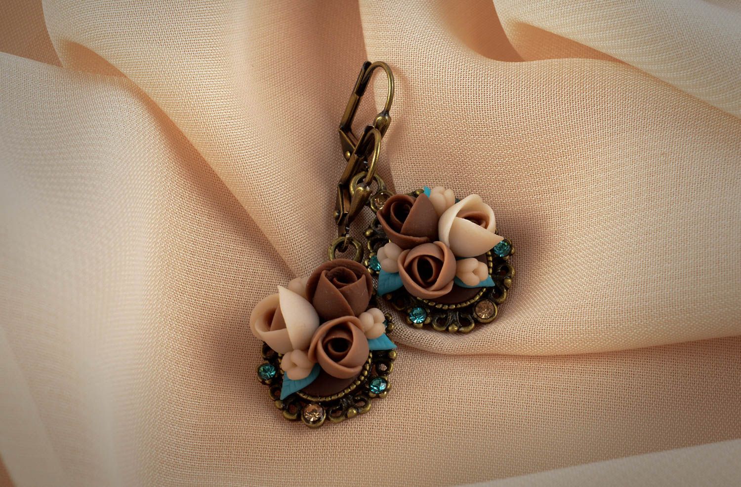 Plastic earrings flower earrings molded earrings with charms handmade goods photo 5