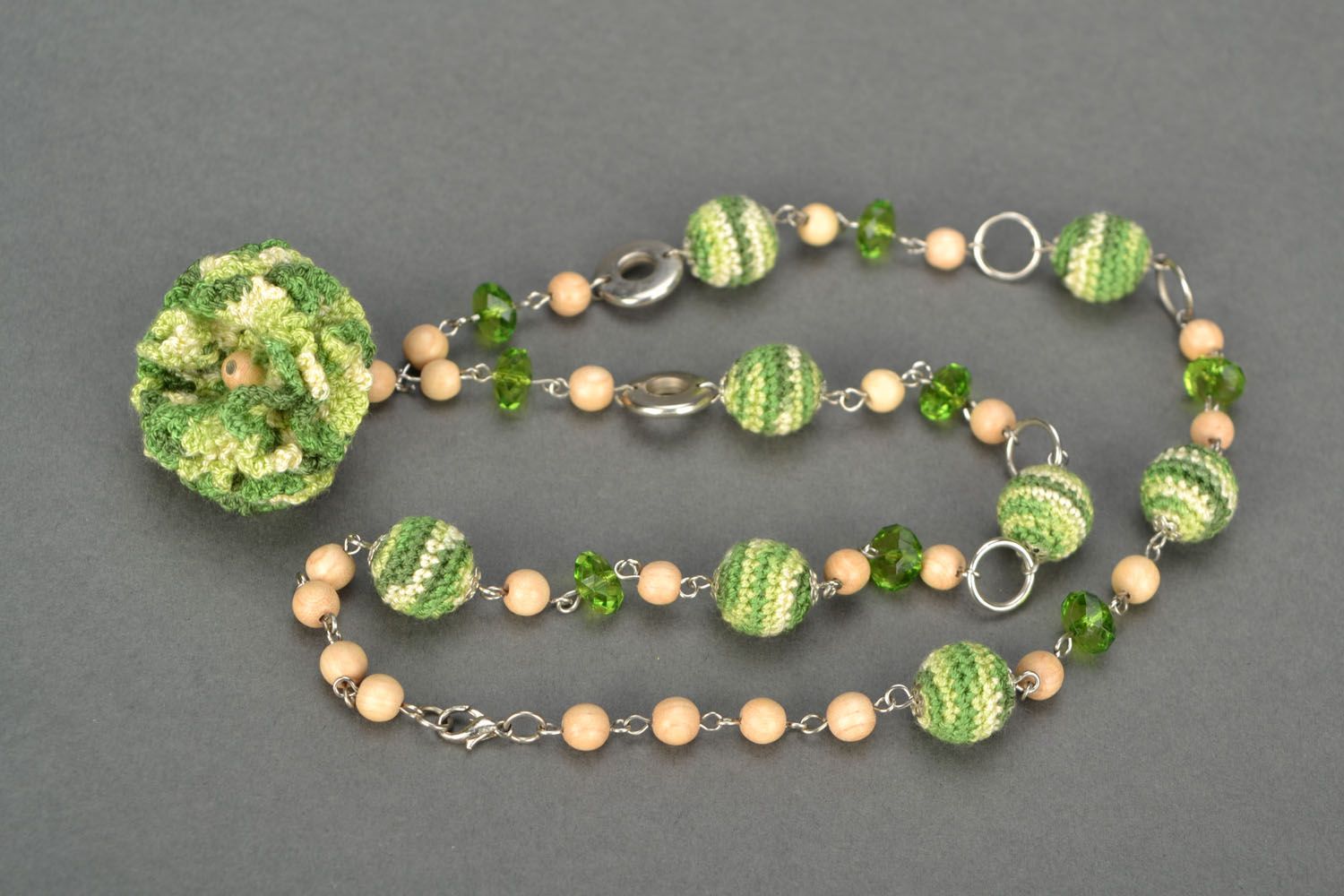 Crocheted beaded necklace photo 1