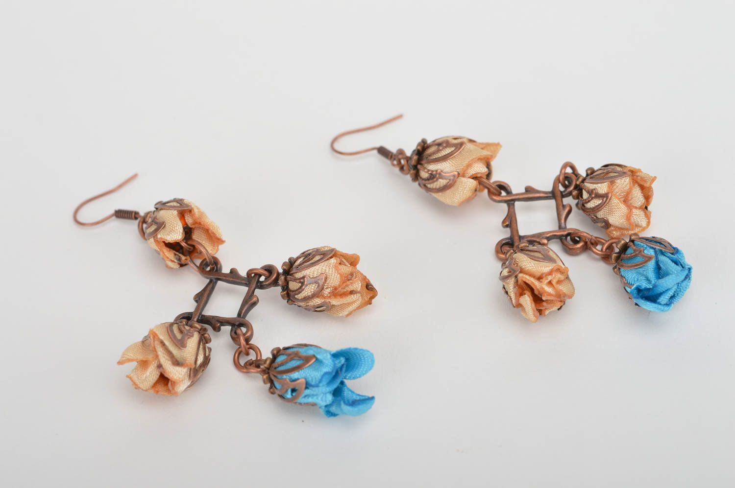 Blumen Ohrringe handmade hochwertiger Modeschmuck Accessoire für Frauen schön  foto 3