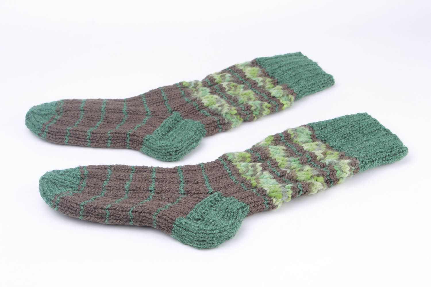 Chaussettes tricotées rayées chaudes en demi-laine  photo 3