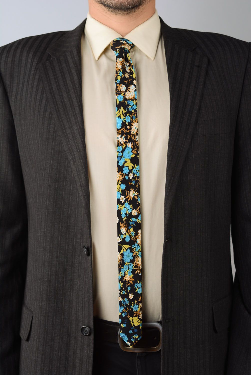 Cravate en viscose avec fleurs faite main photo 1