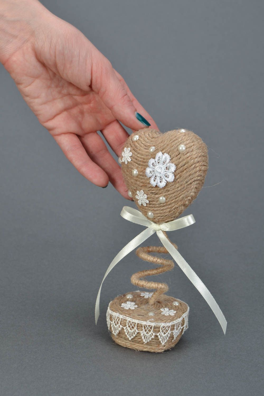 Handmade small heart-shaped beige interior decorative tree topiary with beads photo 2
