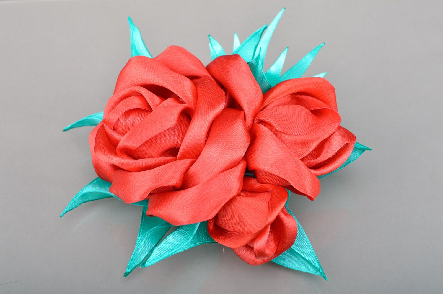 Beautiful handmade fabric flower brooch in the shape of red rose for women photo 3