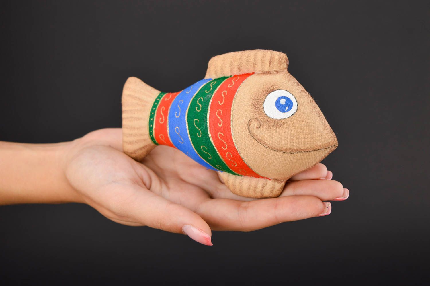 Stofftier Fisch handgemachtes Spielzeug Kinder Spielzeug Kuschel Tier grell bunt foto 5