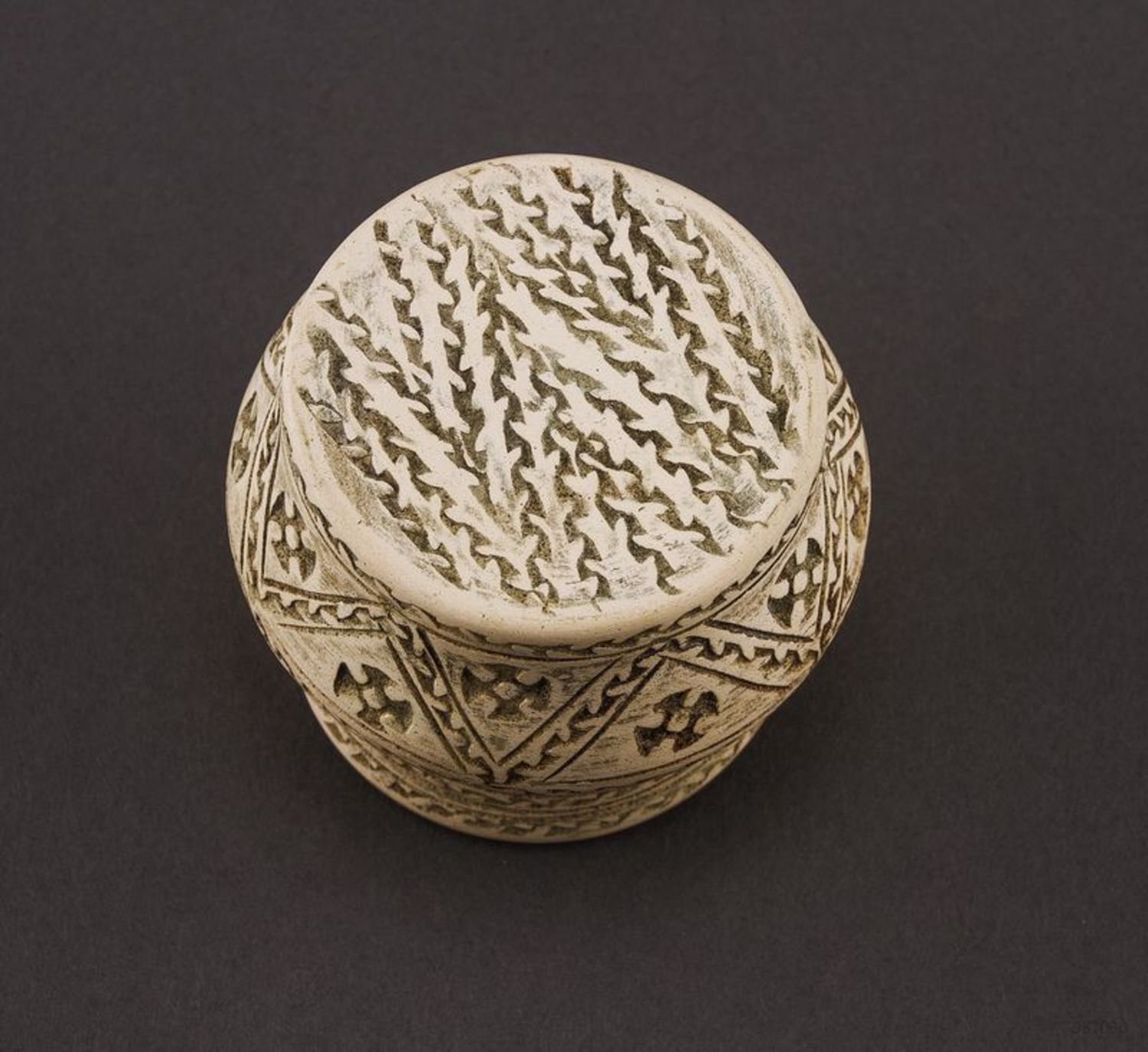 Vaso in ceramica fatto a mano Vaso in argilla naturale decorativo originale
 foto 3
