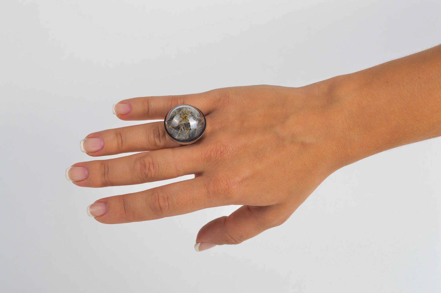 Необычное кольцо ручной работы элитная бижутерия красивое кольцо круглое фото 4