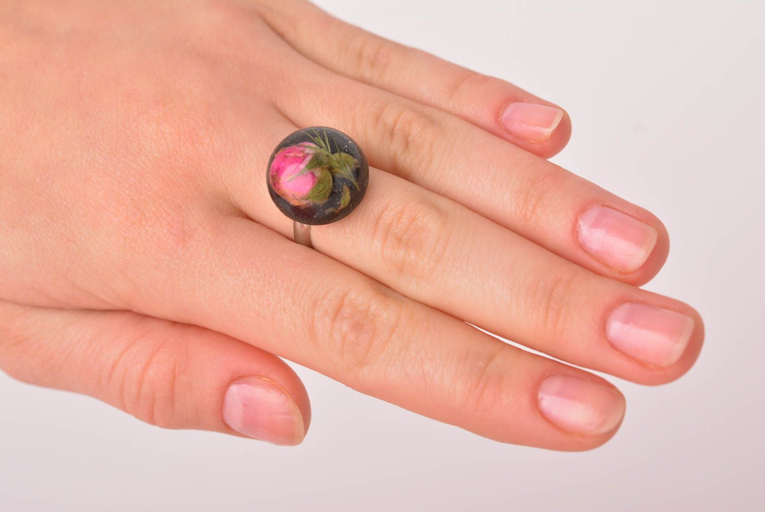 Handmade female designer ring black unusual ring beautiful botanical jewelry photo 4