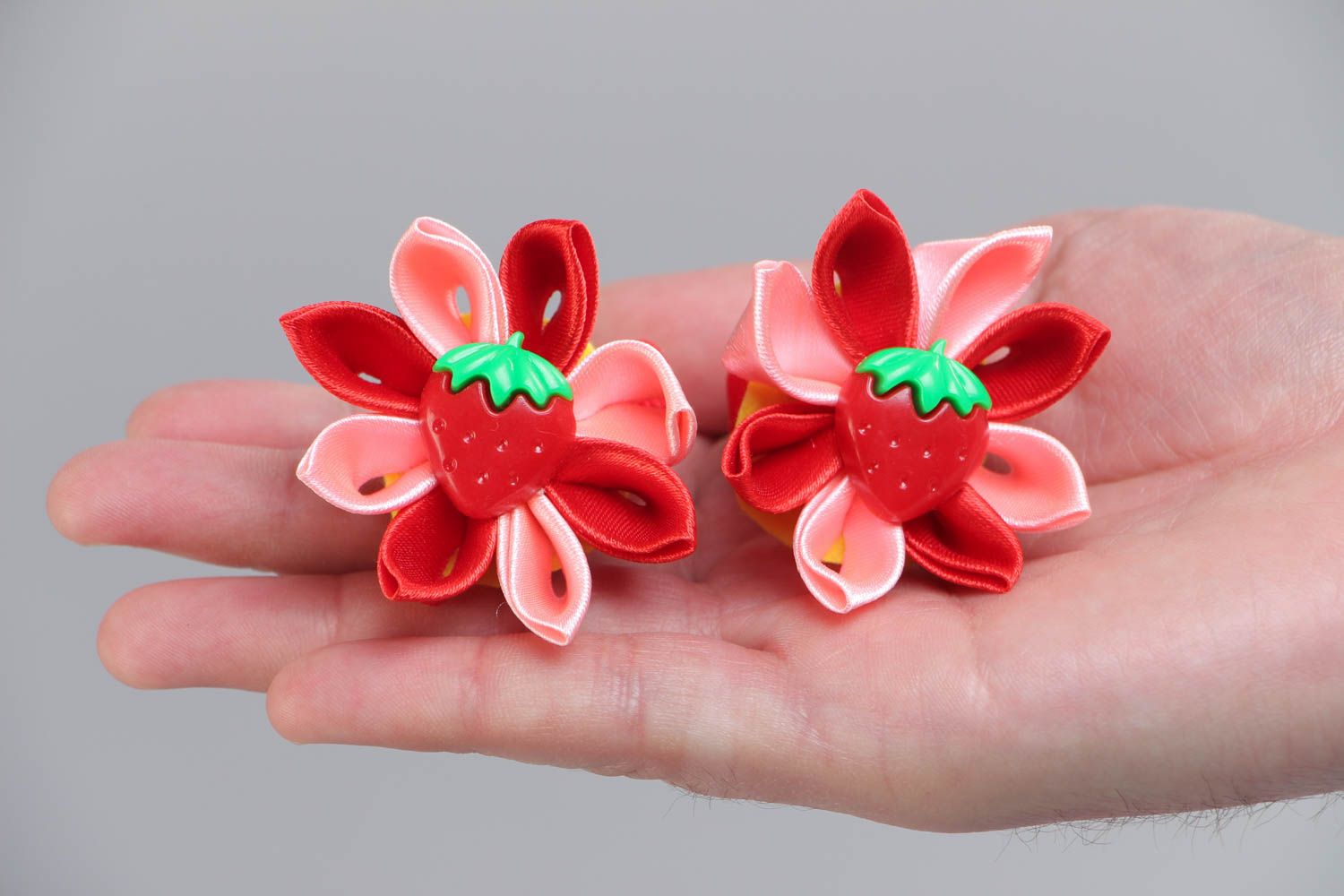 Handmade festive hair ties with red satin ribbon kanzashi flowers set of 2 items photo 5