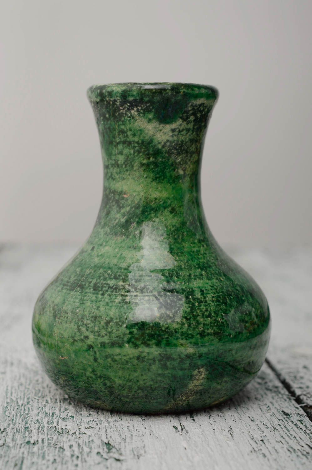 Keramik Tischvase bemalt in Grün foto 1