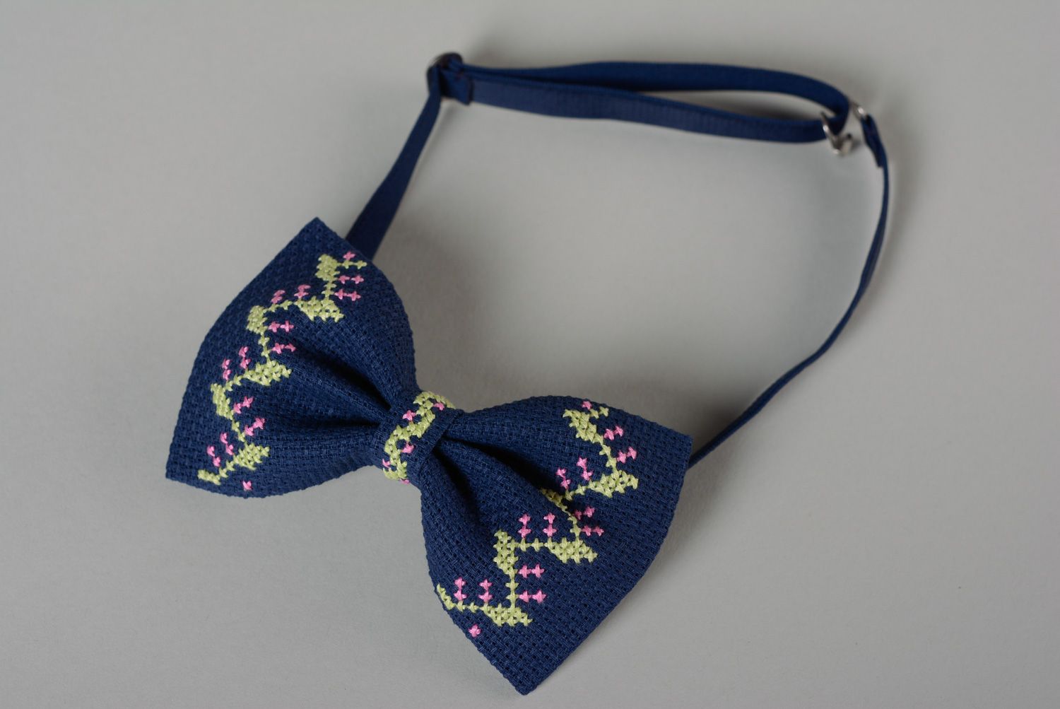 Dark blue bow tie with tender handmade cross stitch embroidery for stylish men photo 2