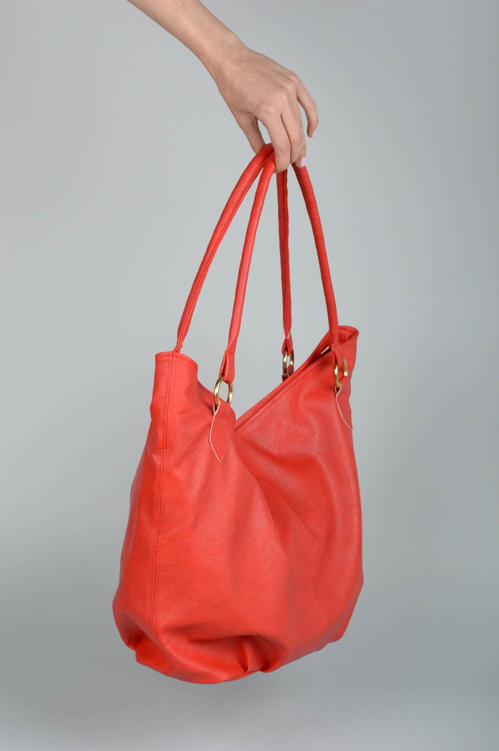 Сумка ручной работы сумка на плечо сумка из кожзама красная дизайнерская фото 2