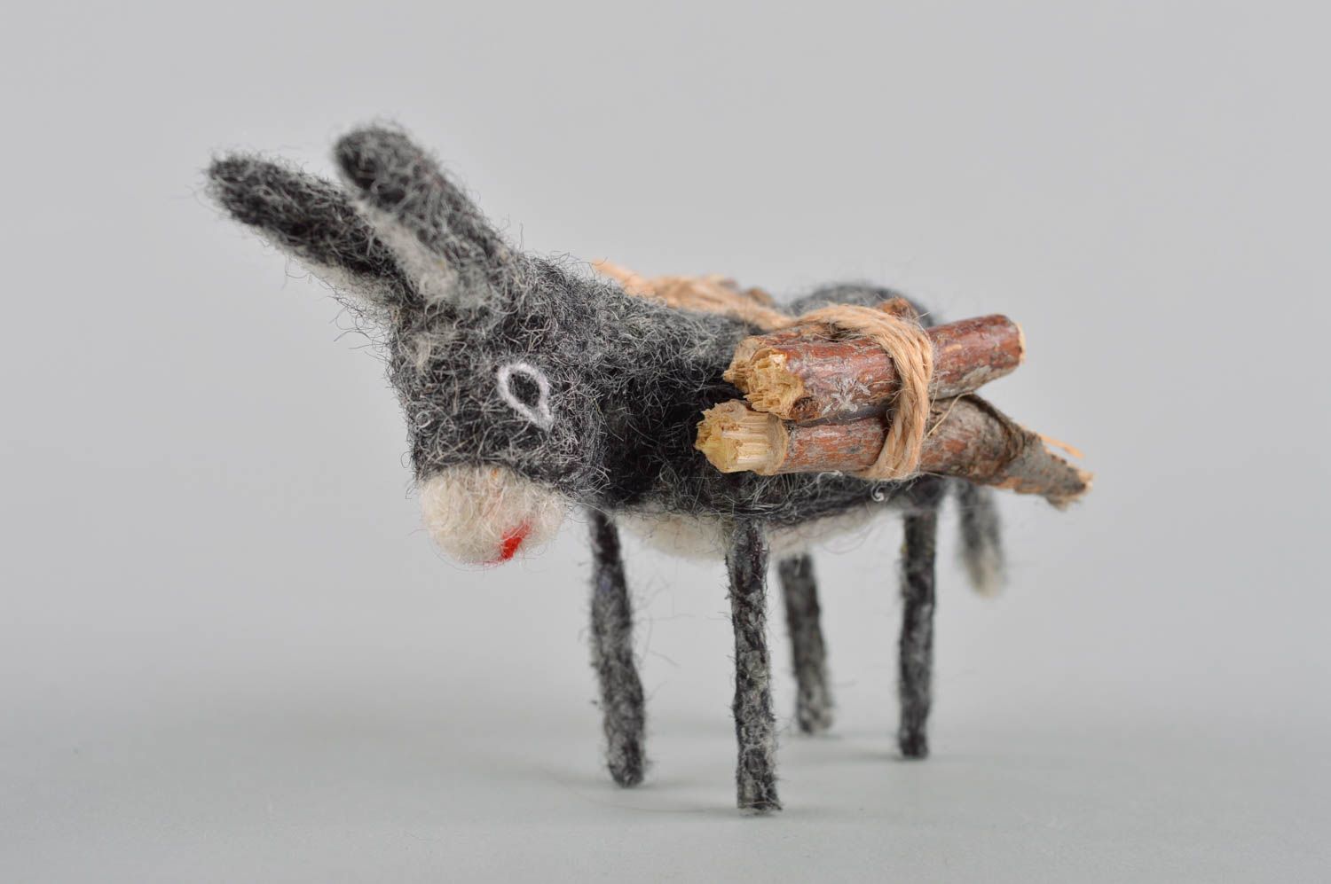 Jouet âne gris Peluche faite main en laine feutrée Décoration d'intérieur photo 2