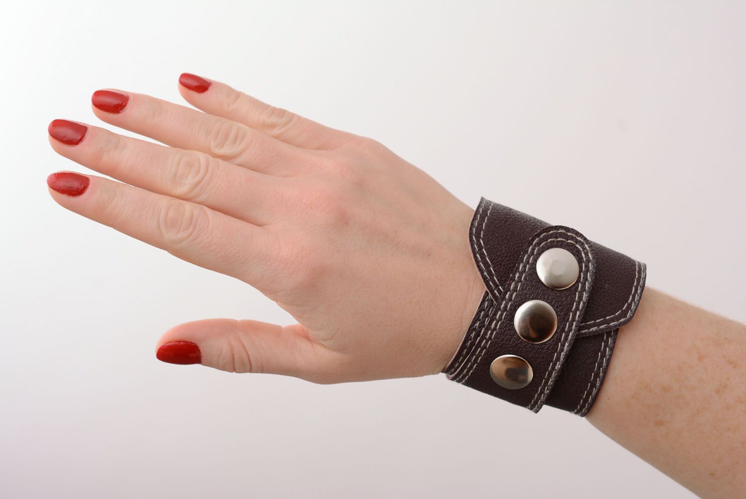Unisex leather bracelet photo 1