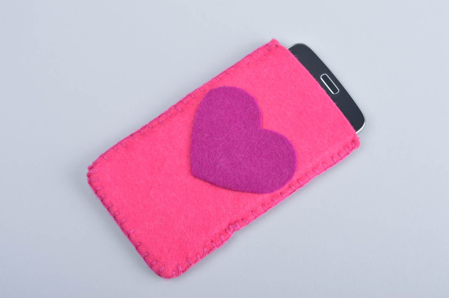 Housse téléphone portable faite main rose avec coeur Accessoire mobile photo 5
