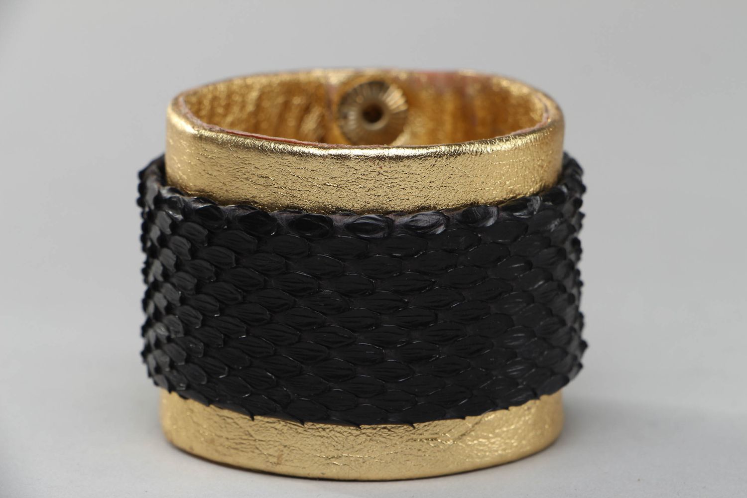 Bracelet en cuir de python noir fait main photo 1